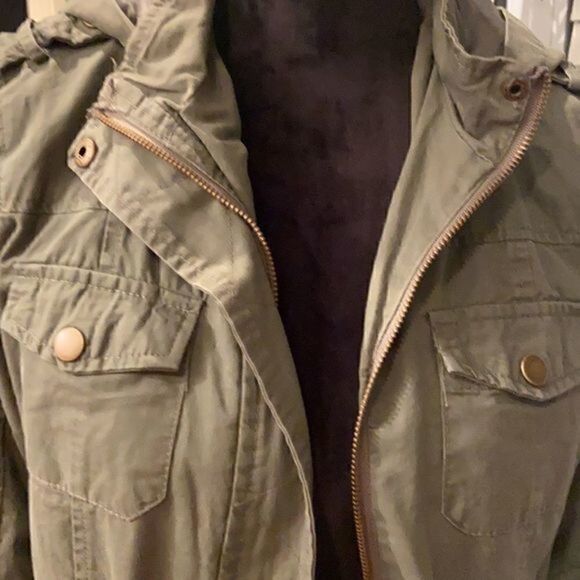 ARMY green jacket with hood - Picture 6 of 7